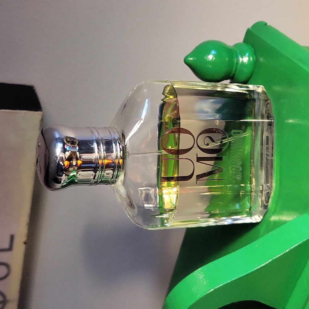 Moschino UOMO cologne